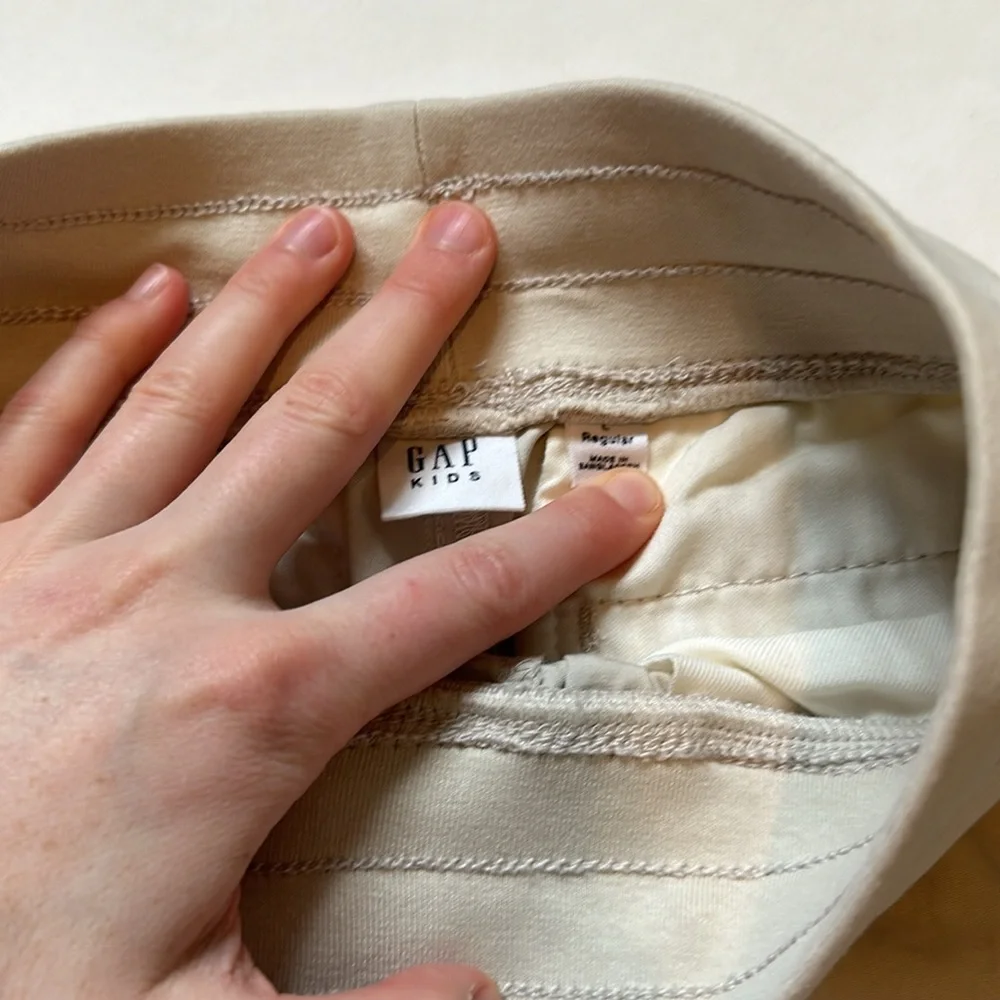 NWT Gap Cargo khaki Shorts